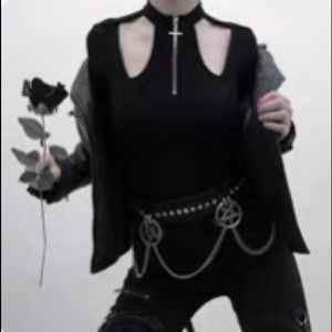 Gothic Lolita long sleeve style cotton top with cross zipper